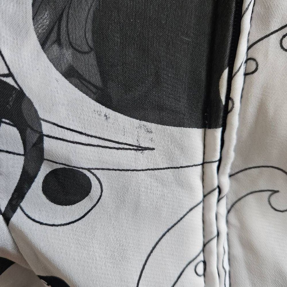 WISHES WISHES WISHES Black & White 60's Retro Inspired Box Pleated Empire Dress - Picture 5 of 5